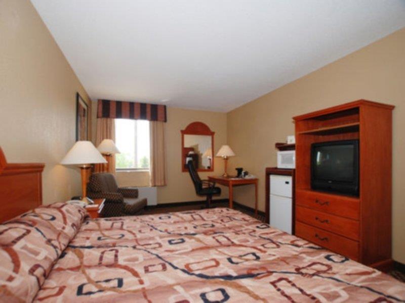 Country Inn & Suites By Radisson, Indianapolis East, In Exterior photo